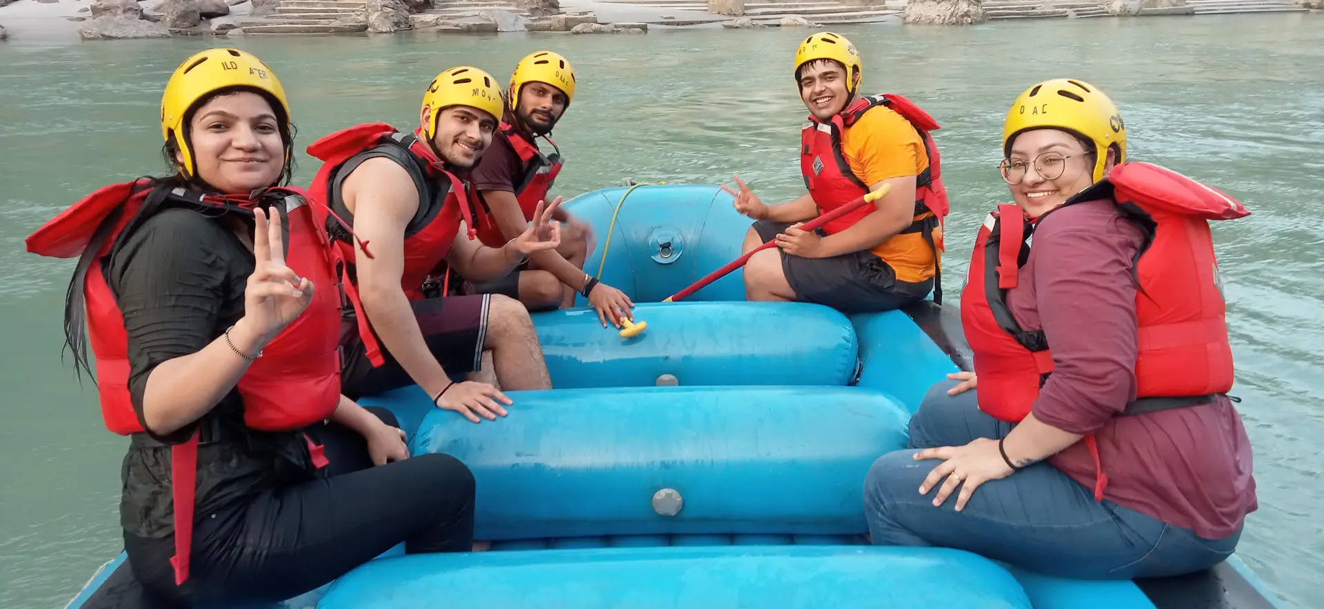 rafting trip in rishikesh