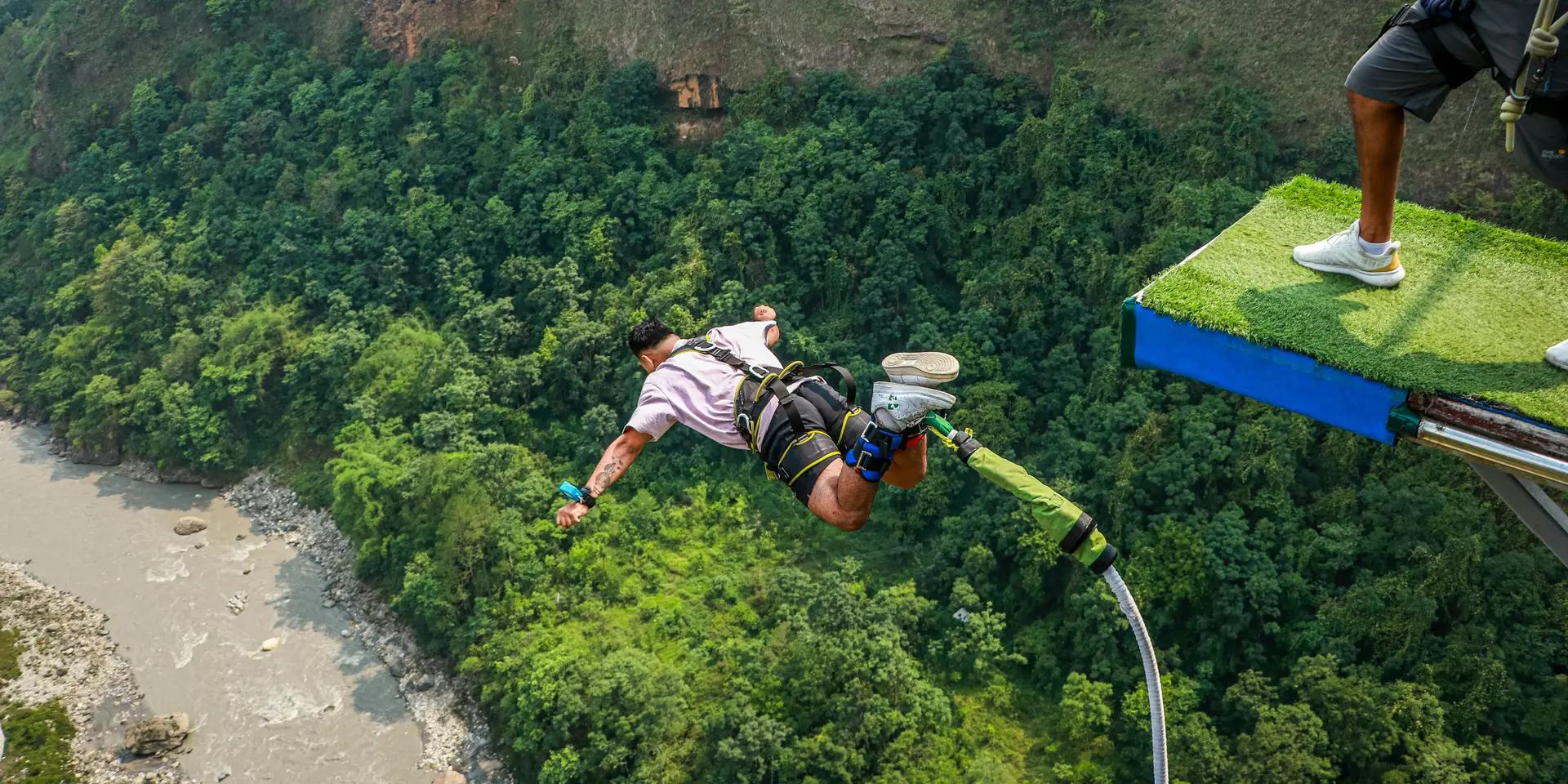 bungee jumping in rishikesh
